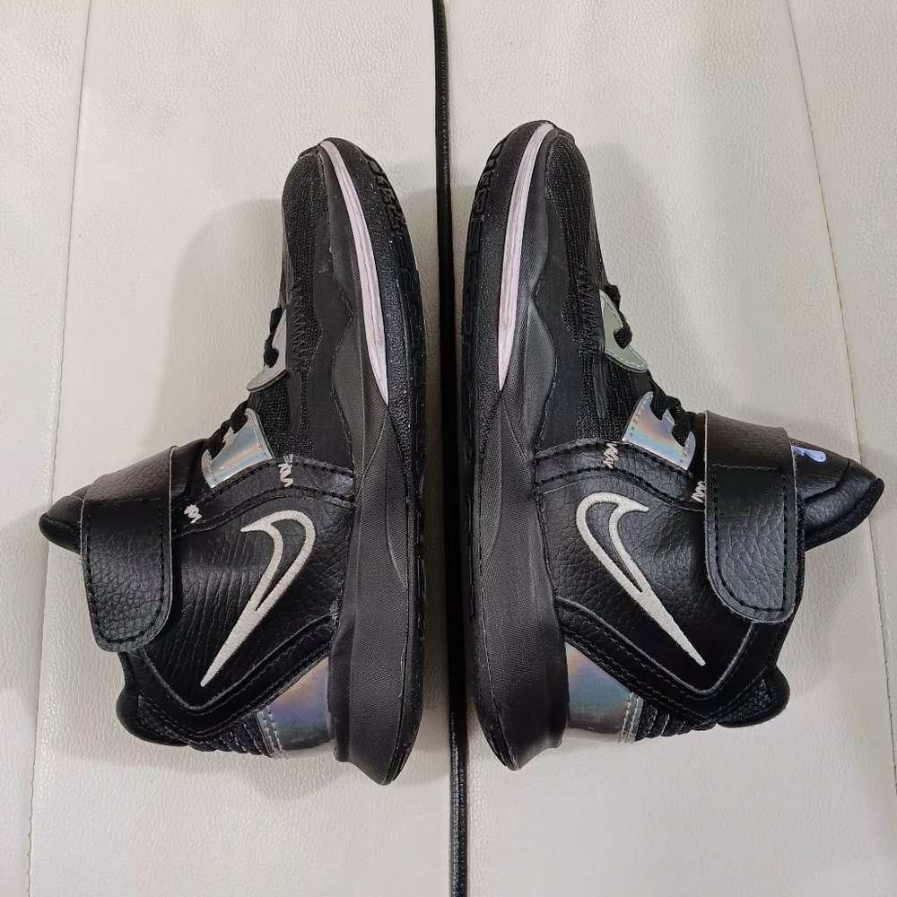 Nike Kids 11C Kyrie Infinity Black Casual Play School Everyday Shoes Unisex - Picture 5 of 9
